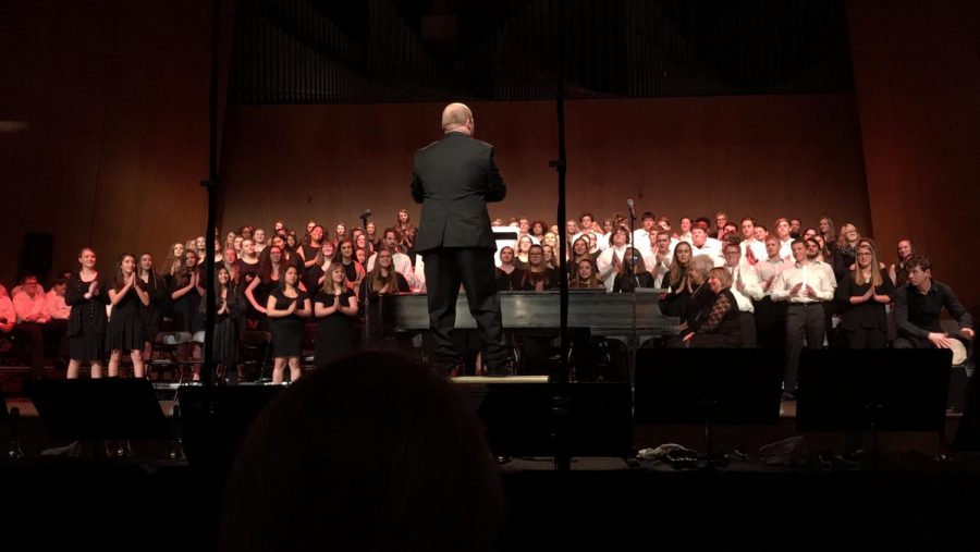 Concert and Advanced Choirs performing Betelehemu
