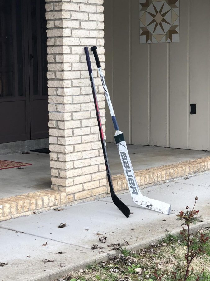 Show respect and support for the Humboldt Broncos by putting you hockey sticks outside. 