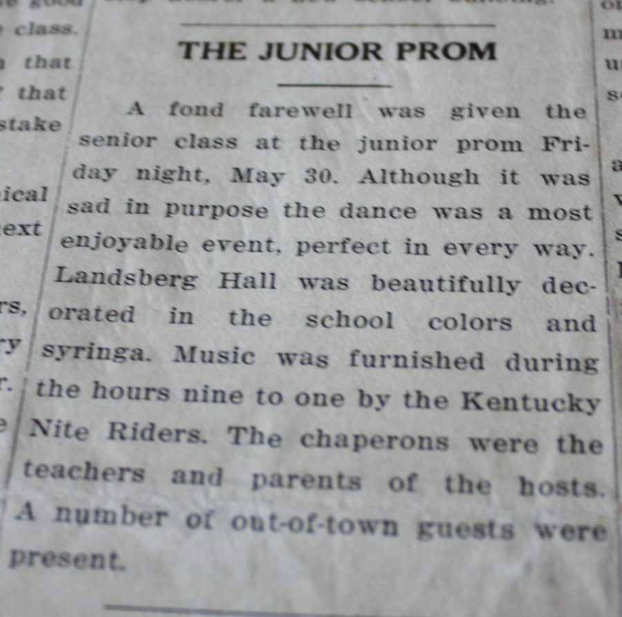 The Seniors said goodbye at the Junior prom.
