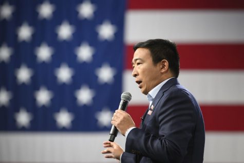 Democratic Candidate Andrew Yang speaking at a forum in Iowa.