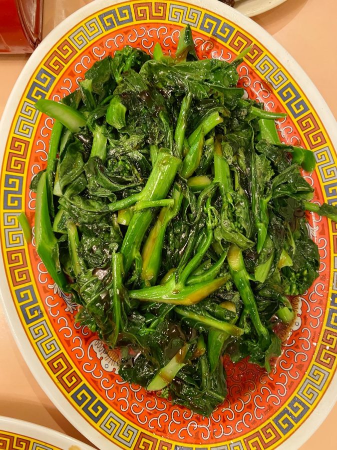 This dish of greens is one of the most popular vegetables and symbolizes jade, meaning good health and youth.