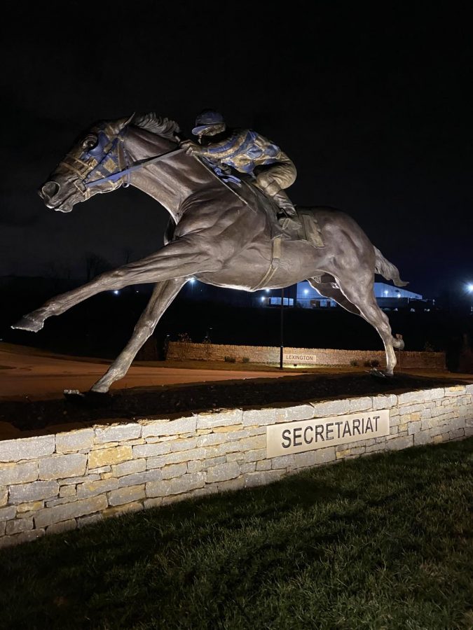 The Secretariat statue found in Lexington, Kentucky, honors the incredible feats of this horse.