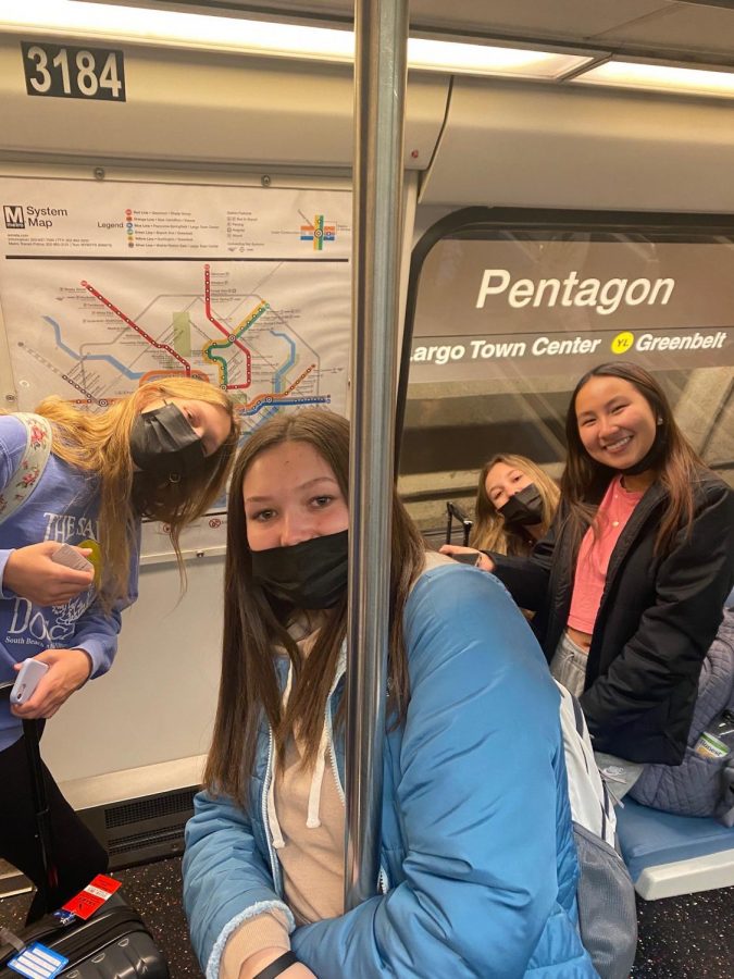 Big smiles with Addison Cooper (10), Haydon Wells (11), Luna Wu (11), and Emma Bauer (11) on the metro! 