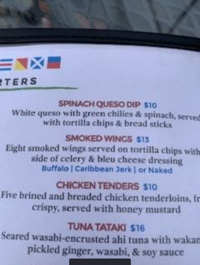 For the appetizer, I ordered the Spinach Queso Dip with breadsticks and tortilla chips.