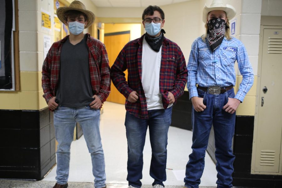 Look at that spirit! Juniors dress up as cowboys during the spirit day Aliens vs Cowboys, a new addition this past school year. 