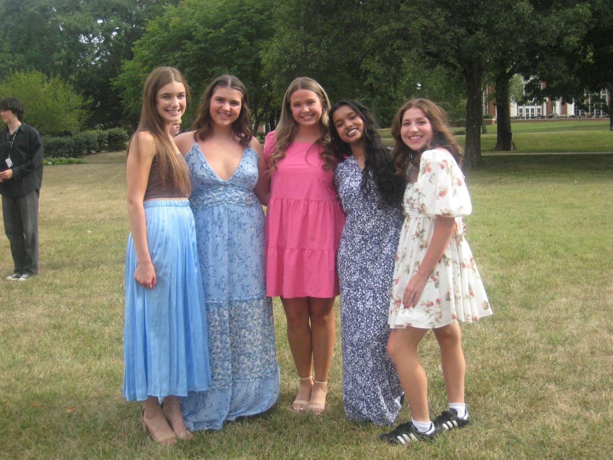 Ella Seale, Lailah Ashburn, Elizabeth Raider, Amal Kalik, Maddy Brown (Pictured left to right) before final banquet. 