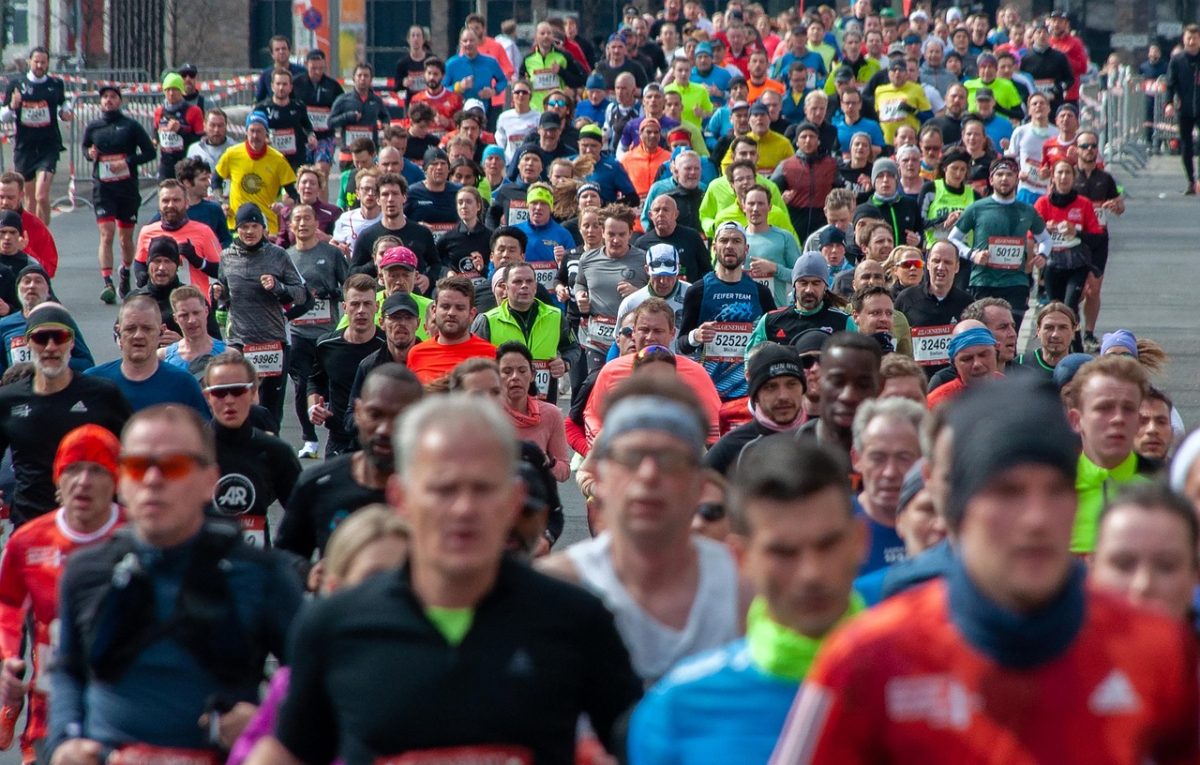 Marathon runners gather to make history in the historic 26.2 mile race