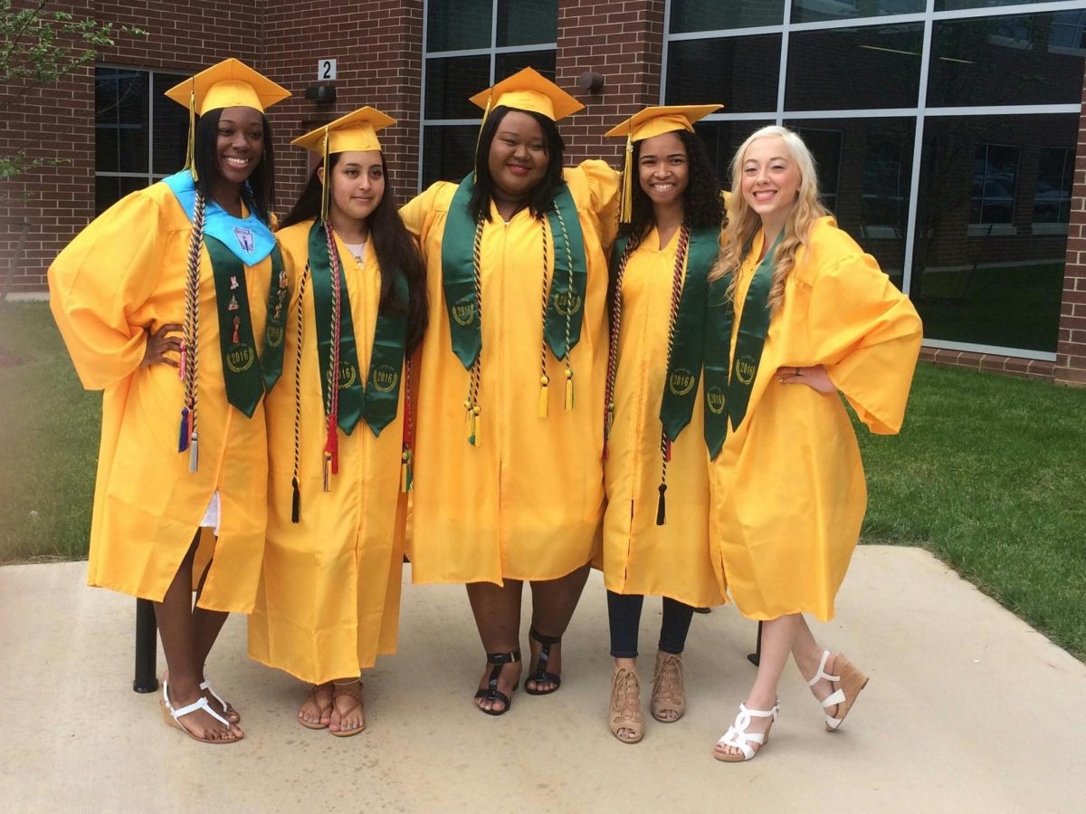 How student friendships change from freshman to senior year