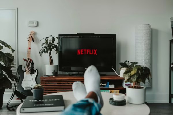 Photo by Mollie Sivaram on Unsplash

