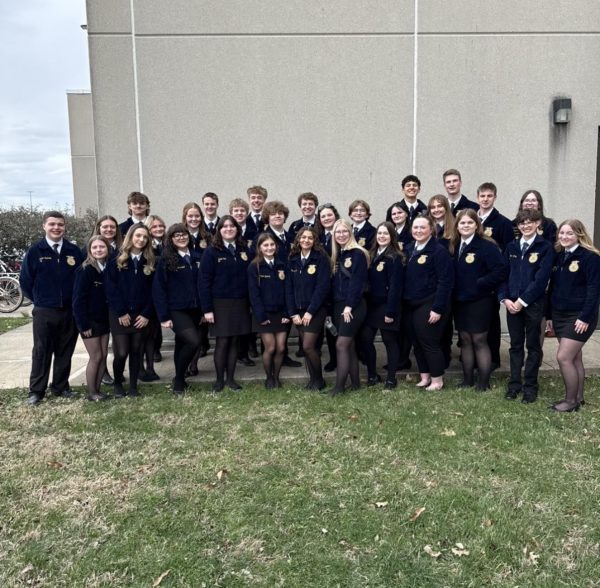 All Woodford County FFA members after the awards ceremony for Region Contest Day